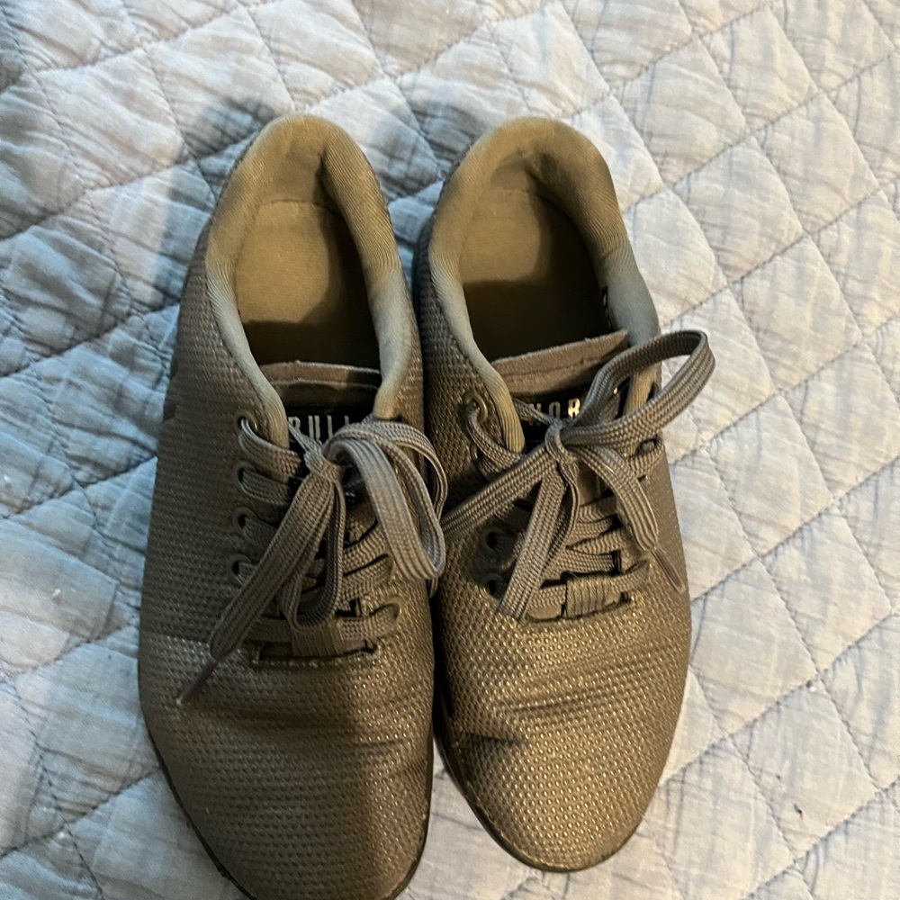 NOBULL ladies Gray Training Shoes size 6 - Picture 4 of 8